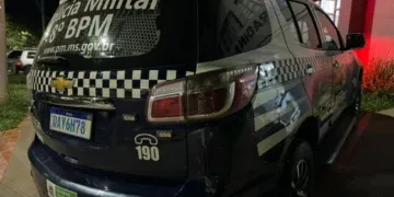 Vizinho é suspeito de agredir homem a pauladas