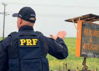 PRF intensifica fiscalização nas rodovias durante feriado prolongado