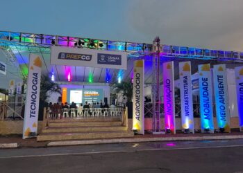 Prefeitura aposta em tecnologia e apresenta robô humanoide na Expogrande Prefeitura aposta em tecnologia e apresenta robô humanoide na Expogrande