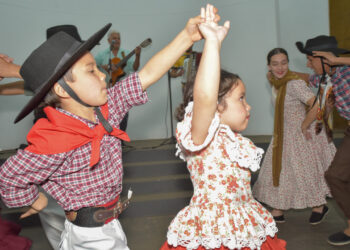 SEJUV promove aulão gratuito de vanera na ExpoGrande 