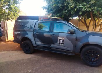 Suspeito enfrenta policiais, é baleado e morre após ação do Choque Suspeito enfrenta policiais, é baleado e morre após ação do Choque