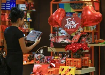 Amor em alta: Dia dos Namorados deve injetar R$ 356 milhões na economia de MS