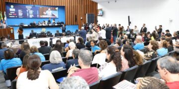 Projeto de combate ao idadismo entra na pauta de votação da Assembleia nesta quarta-feira