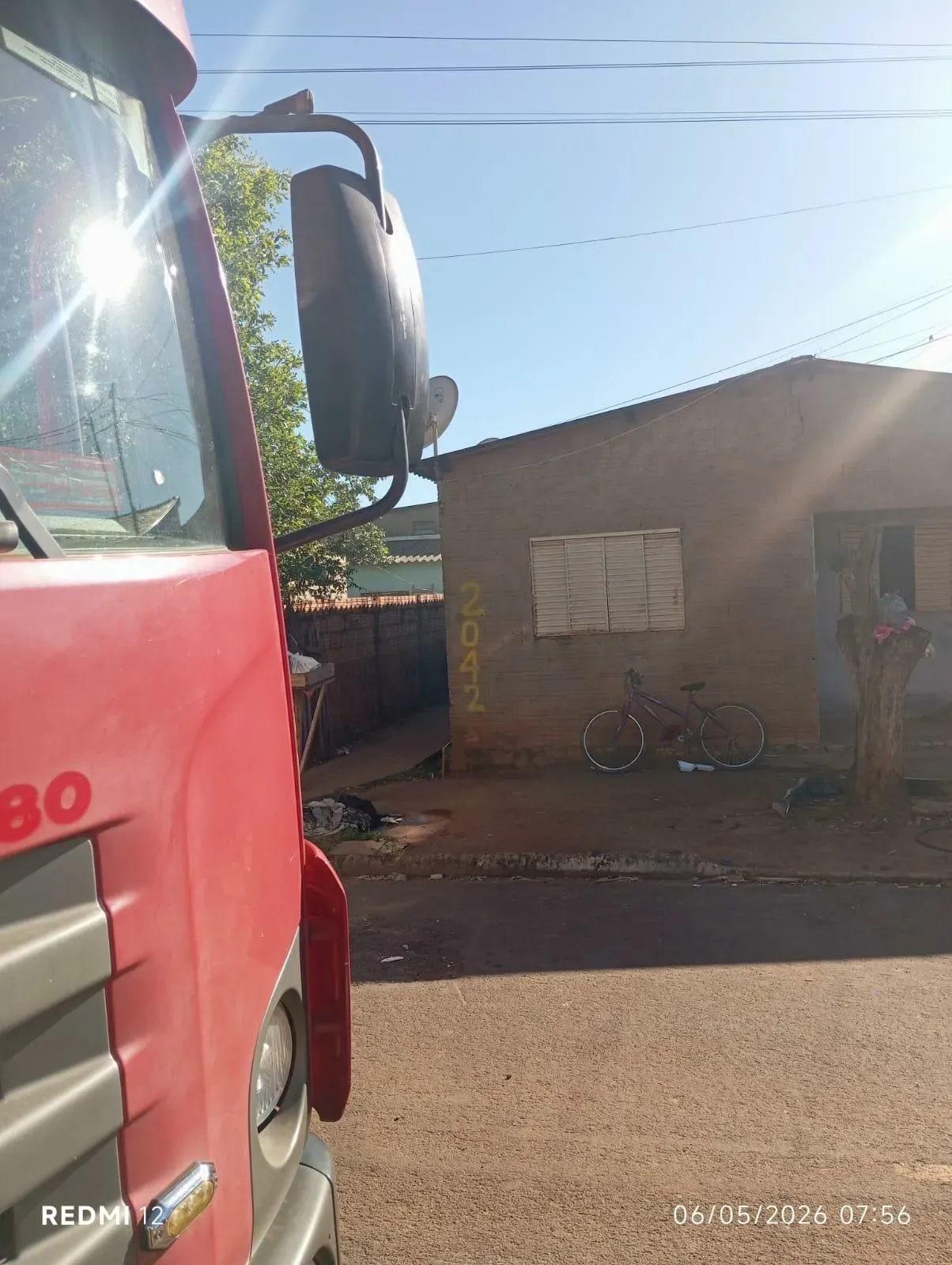 Princípio de incêndio atinge residência e mobiliza bombeiros