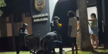 Homem é preso após agredir esposa grávida e desacatar polícia