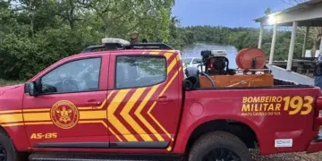 Adolescente desaparece após cair de embarcação no Rio Sucuriú