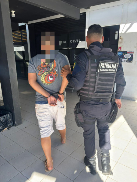 Homem invade casa da ex, agride mulher diante dos filhos e acaba preso