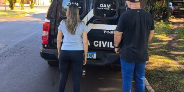 Homem é preso em flagrante por perseguir e agredir ex-companheira
