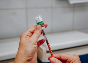 Vacinação contra gripe terá plantão em três pontos amanhã