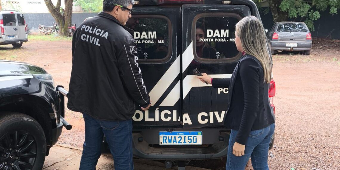 Homem é preso em flagrante após furtar caminhonete