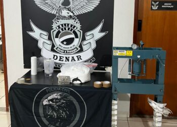 Mulher é presa com 15 quilos de cocaína em casa na Capital