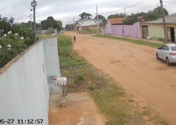 Criança foge após ser abordada por suspeito, que mostrou órgão genital no Noroeste Criança foge após ser abordada por suspeito, que mostrou órgão genital no Noroeste