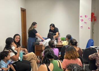Pequenos gestos que salvam vidas: hospital promove homenagem a doadoras de leite materno