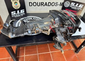 Jovem é preso após furtar motor de barco durante a madrugada