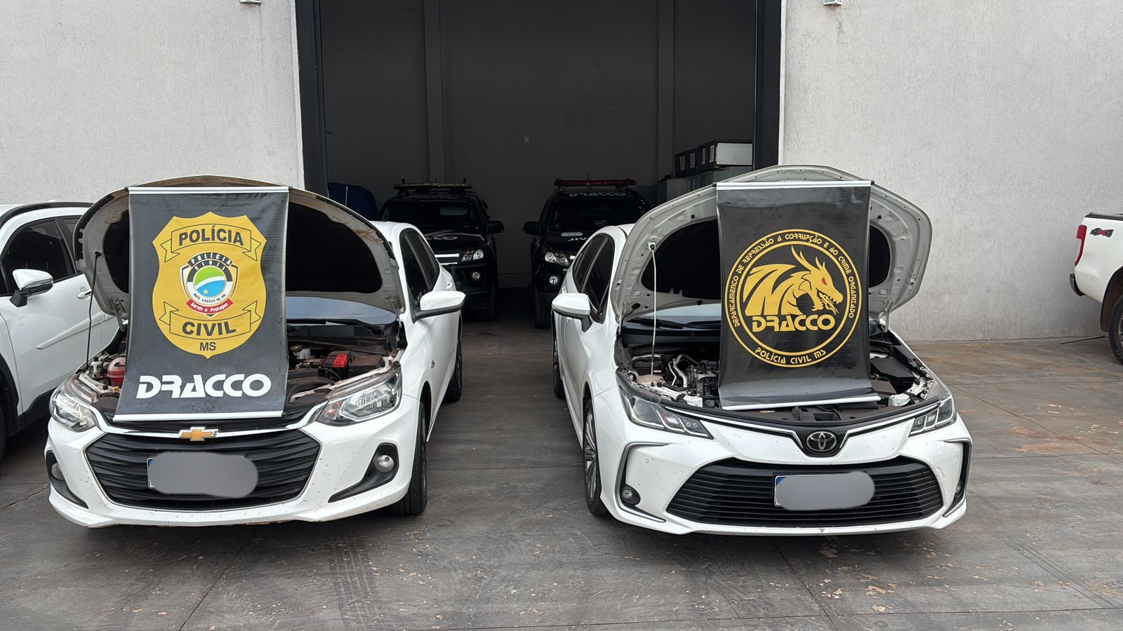 Dupla é presa com carro furtado em rota usada por criminosos na BR-060