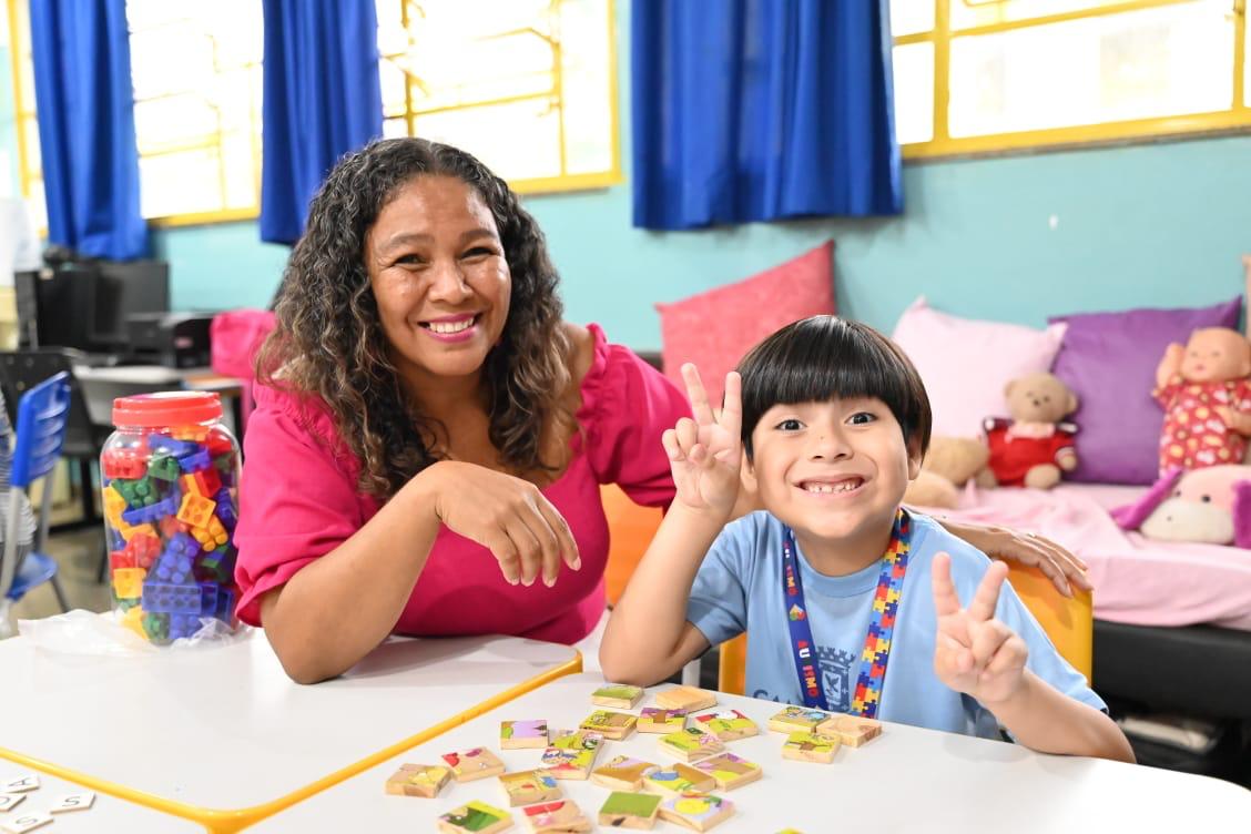Prefeitura convoca cerca de 200 aprovados para educação inclusiva 