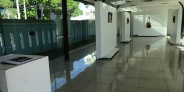 Exposição “ENTORNO” debate descarte no espaço urbano