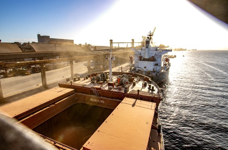 Exportações crescem e MS amplia superávit no início de 2026