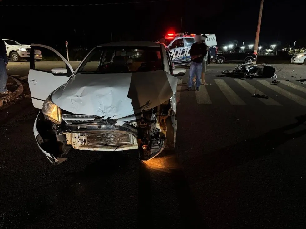 Acidente grave deixa motociclista inconsciente e motorista é preso