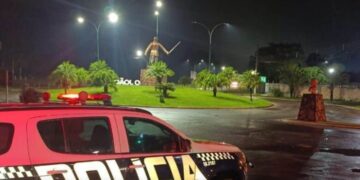 Criança é resgatada sozinha em rodovia no interior