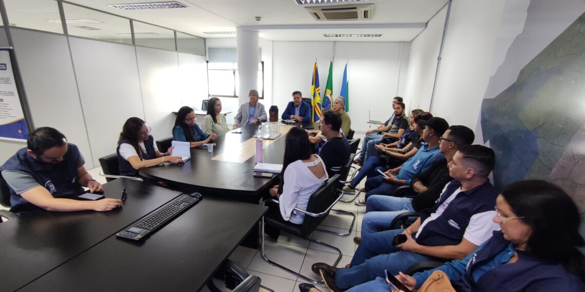 Governo autoriza concurso com 2 mil vagas para professores em MS
