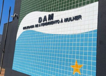Farsa descoberta: mulher é indiciada após denúncia de agressão não ser comprovada