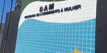 Farsa descoberta: mulher é indiciada após denúncia de agressão não ser comprovada