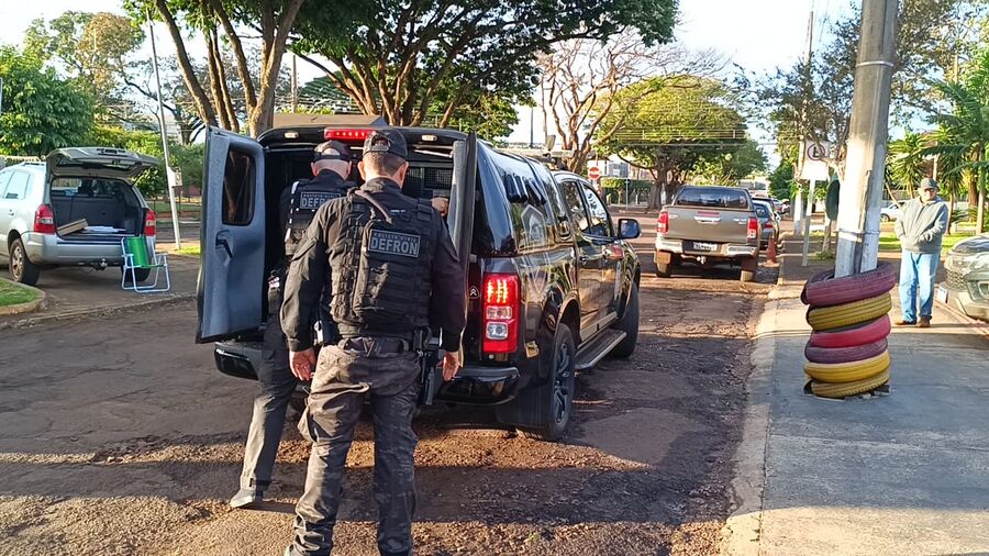 Operação mira grupo suspeito de ataques a “muambeiros”
