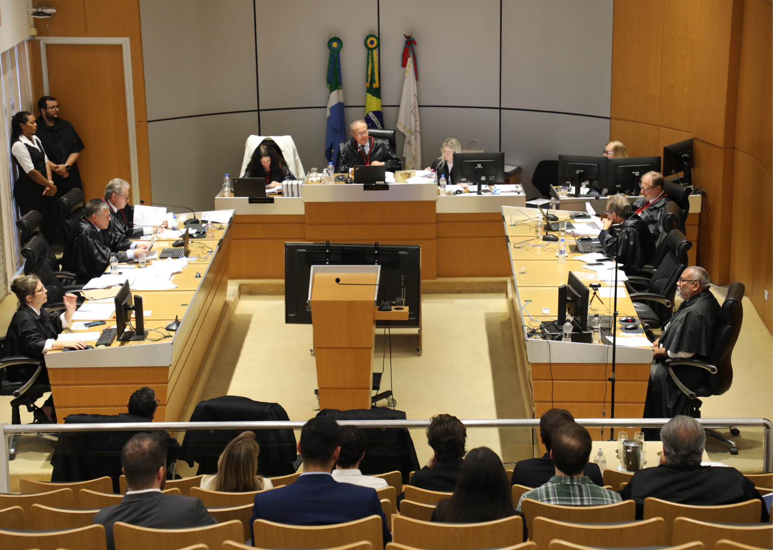 Genitor é condenado a pagar R$ 17 mil para filha vítima de violência psicológica