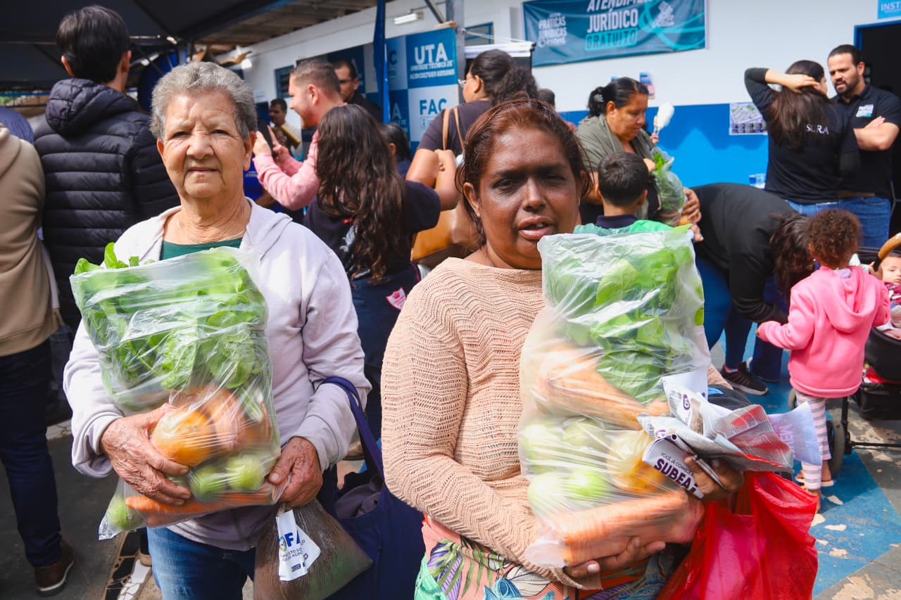 Ação social converte recicláveis em alimentos na Capital 