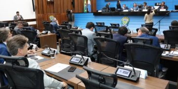 Assembleia vota projeto que altera regras de  câmeras em escolas e reforça proteção de dados