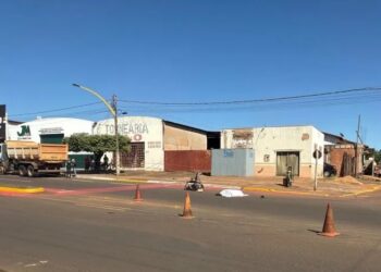 Cadeirante morre em acidente com caminhão da prefeitura