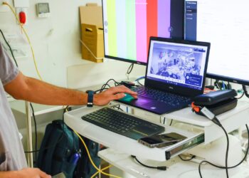 Hospital Cassems realiza operação robótica inédita com cirurgias simultâneas em 3 países Hospital Cassems realiza operação robótica inédita com cirurgias simultâneas em 3 países