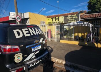 Galpão com mercadorias ilegais é desmantelado e três são presos em Campo Grande Galpão com mercadorias ilegais é desmantelado e três são presos em Campo Grande