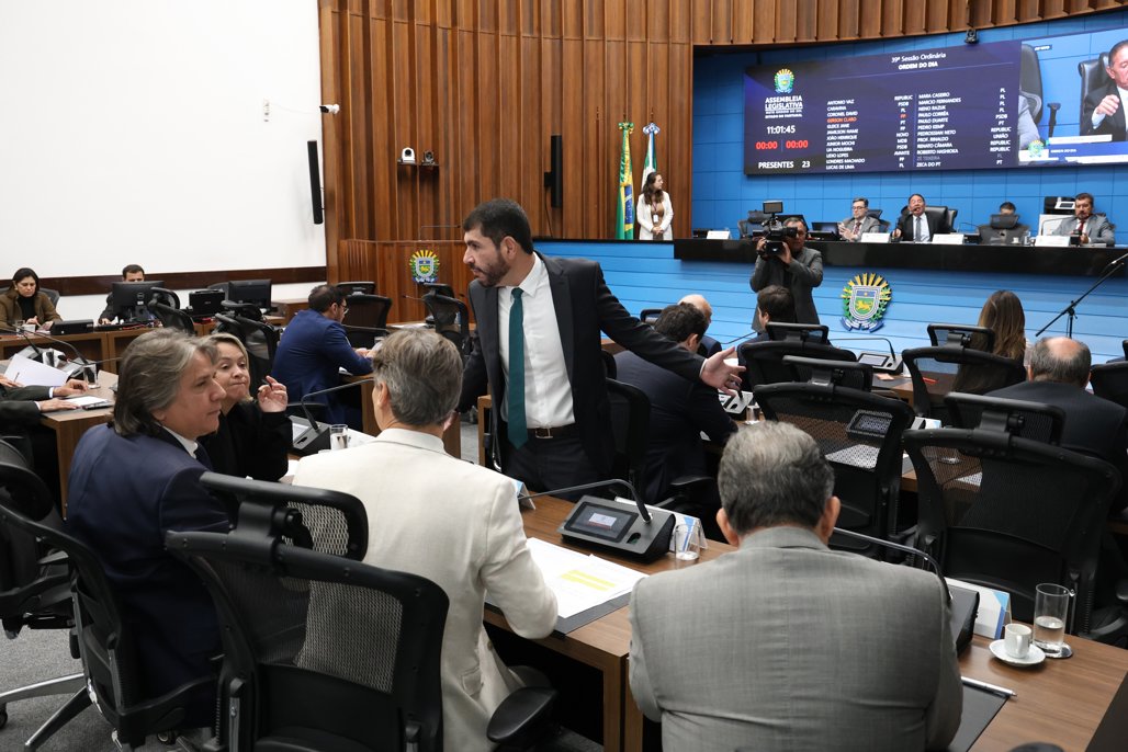 Deputados votam projeto que autoriza cessão de auditores  e procuradores ao Comitê Gestor do IBS