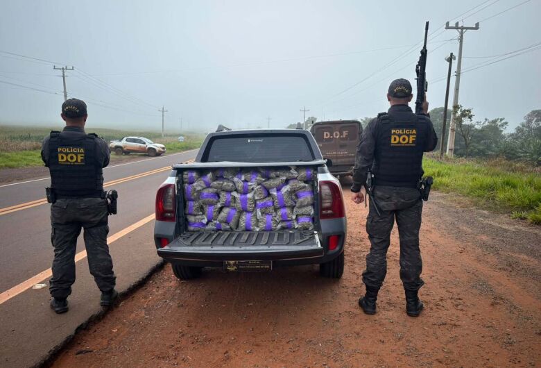Homem é preso com mais de 680 kg de drogas e veículo furtado em rodovia de Amambai