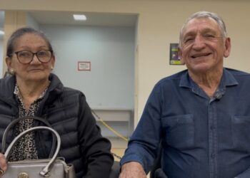 Amor e cidadania: casal de idosos agenda novo RG para retirar no Dia dos Namorados