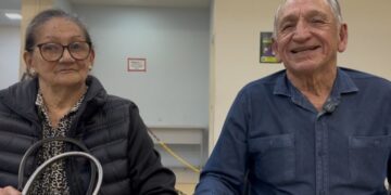 Amor e cidadania: casal de idosos agenda novo RG para retirar no Dia dos Namorados