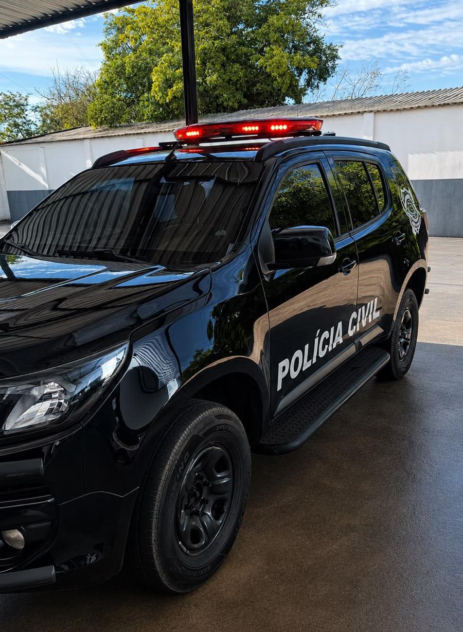“Vou terminar o serviço”: homem é preso após esfaquear enteado no pescoço