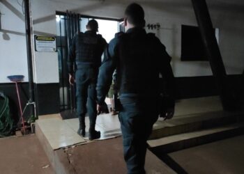 Suspeitos de tentativa de dupla execução são presos com droga e dinheiro Suspeitos de tentativa de dupla execução são presos com droga e dinheiro