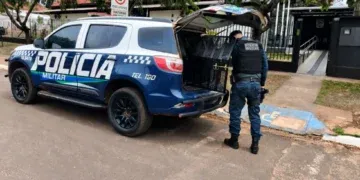Homem é levado à delegacia por suspeita de receptação de rodas e pneus