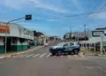 Motociclista tenta escapar da PM, perde controle da moto e acaba detido após perseguição