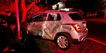 Caminhão perde freio e provoca acidente com três veículos