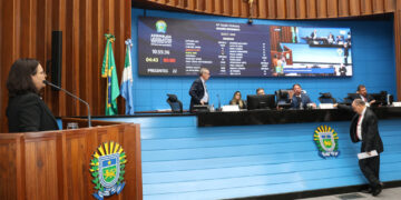Gerson Claro reforça combate à violência contra a mulher e cobra mudança cultural