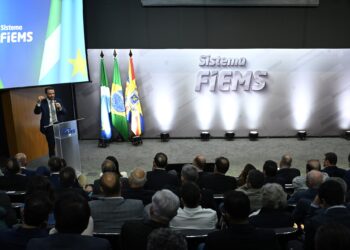 Na Fiems, ministros destacam potencial de MS e defendem diálogo com setor produtivo Na Fiems, ministros destacam potencial de MS e defendem diálogo com setor produtivo