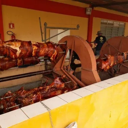 Almoço beneficente em Campo Grande ajuda no tratamento de pessoas com paralisia cerebral