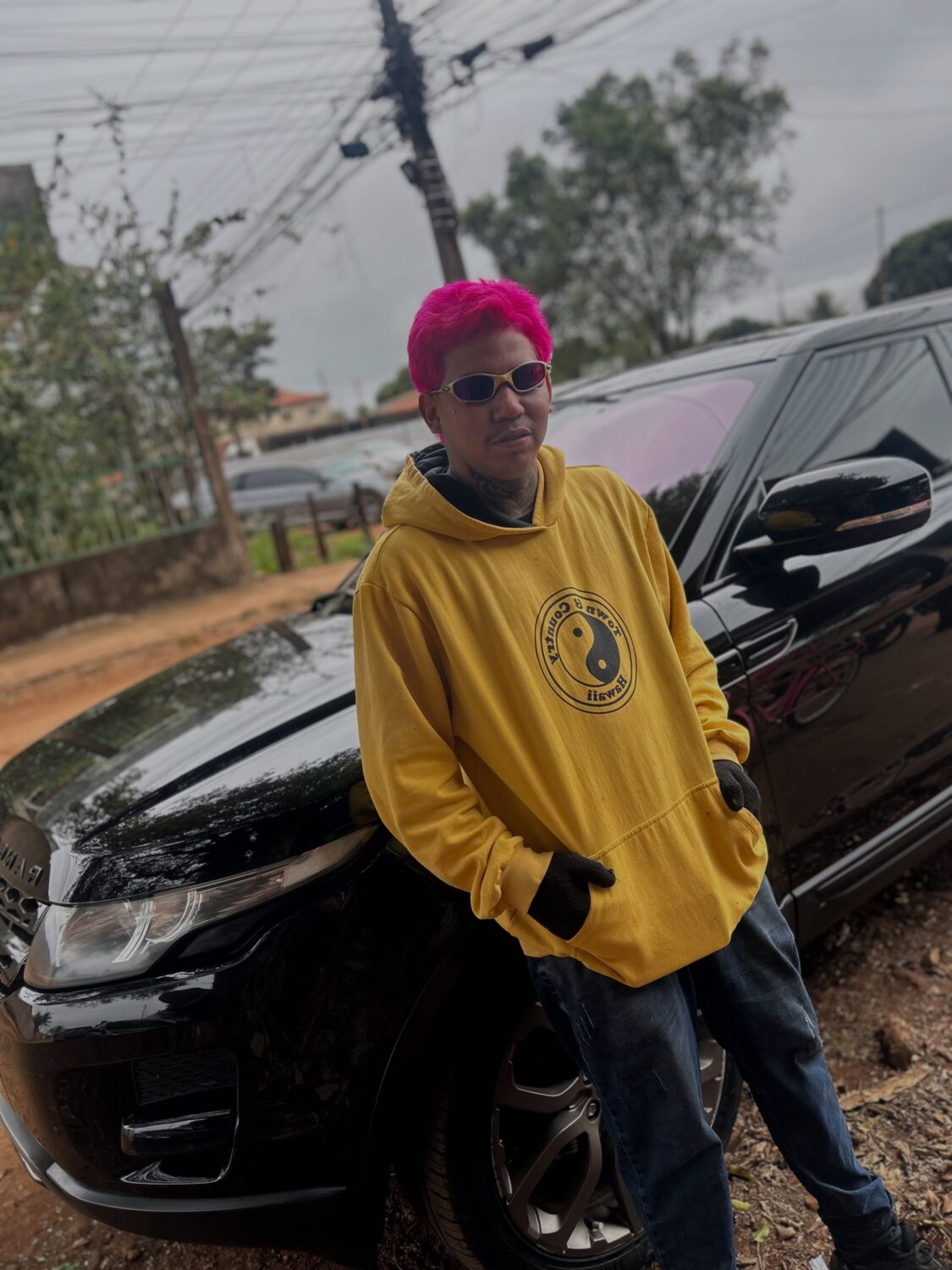 Mulher de barbeiro morto a tiros pede ajuda para custear velório e enterro