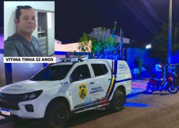 Homem é executado dentro de casa e suspeito foge para mata Homem é executado dentro de casa e suspeito foge para mata