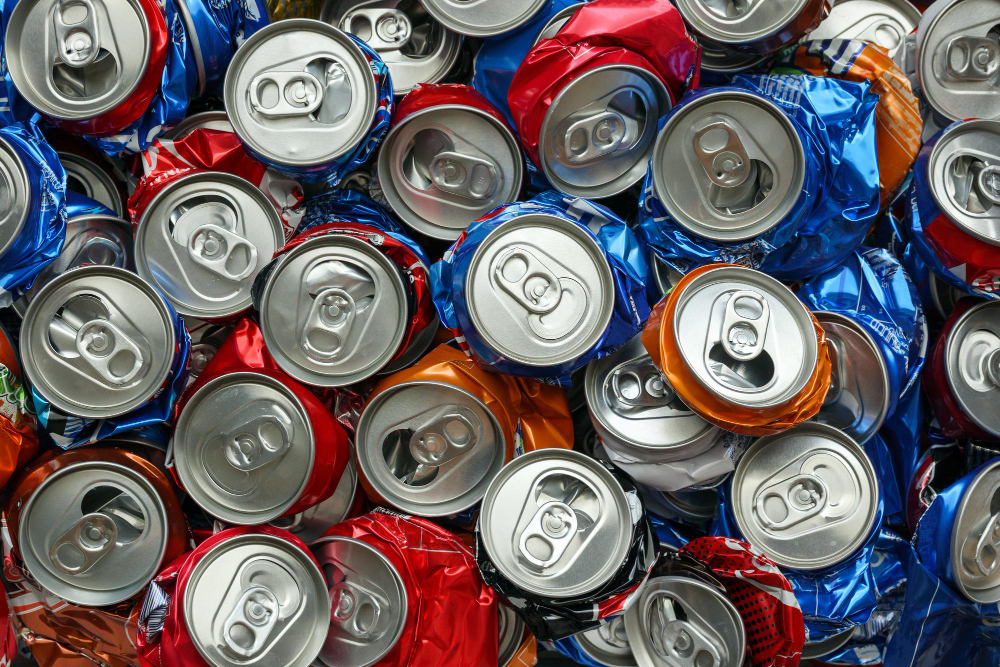 Após rejeitar investidas, jovem é atacada com lata de cerveja durante evento em MS