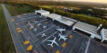 Avião de grupo empresarial retorna ao Brasil e empresa diz colaborar com investigações